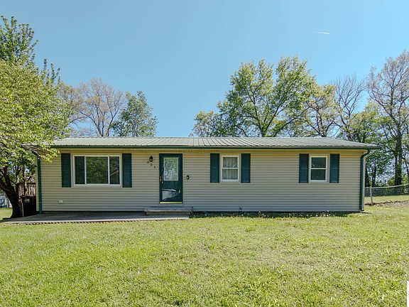 4th image of 605 Poplar Dr