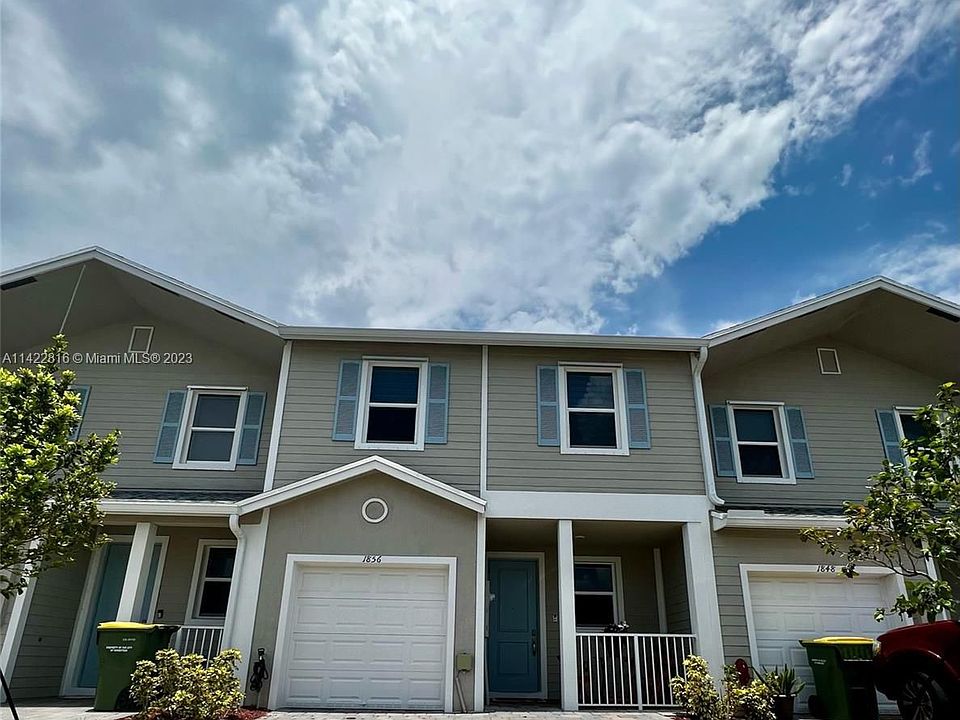 1st image of 1856 SE 9th Ave #1856