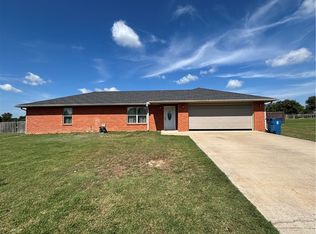 21036 Richard Ct, Siloam Springs, AR 72761
