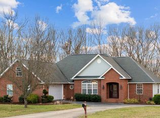 1378 Pow Camp Rd, Crossville, TN 38572