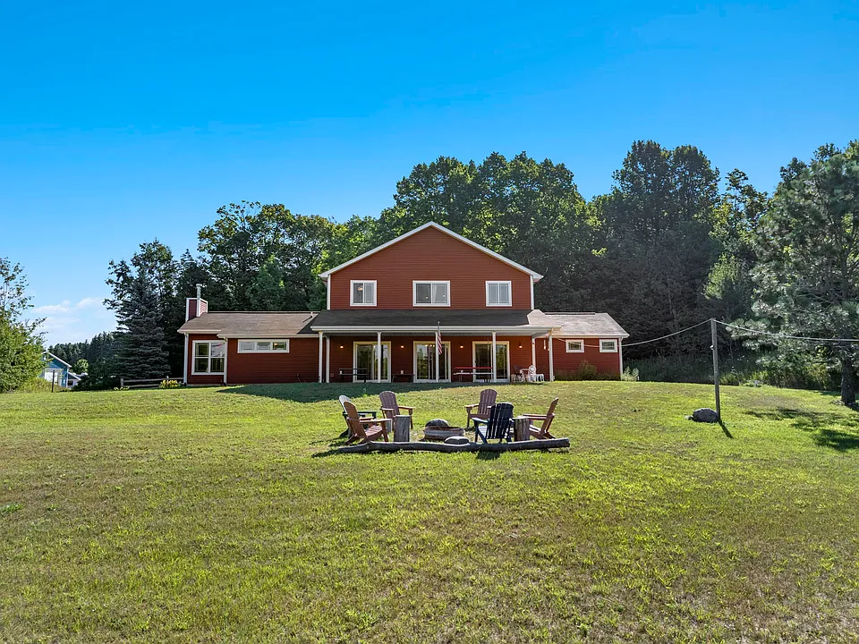 5885 Hainey Ln
