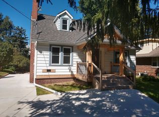 4007 Franklin Ave, Des Moines, IA 50310