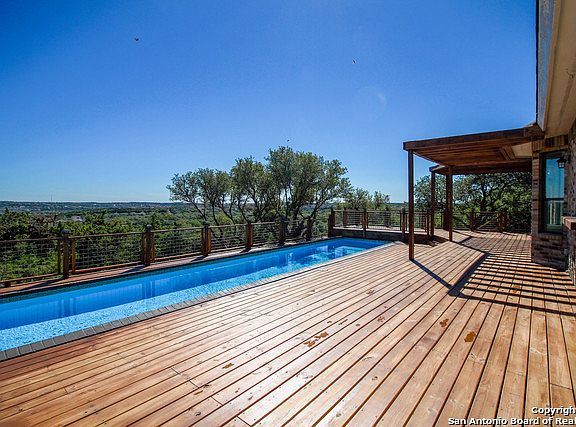 5th image of 564 Breathless View St