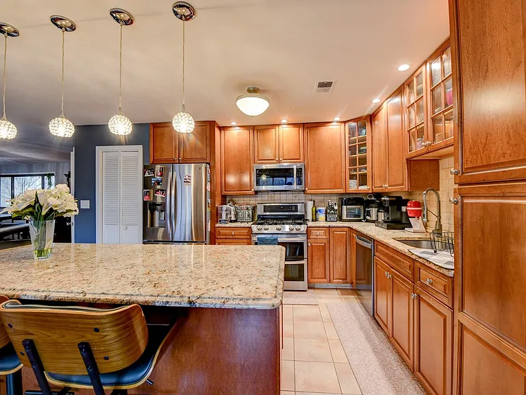 572 Sanderling Ct — Photo 13