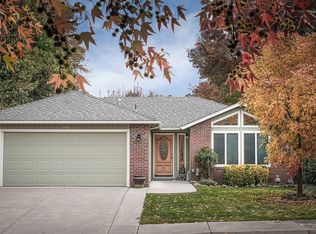 1248 Valley View Dr, Medford, OR 97504