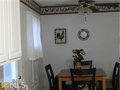 3rd image of 174 Pebble Creek Dr