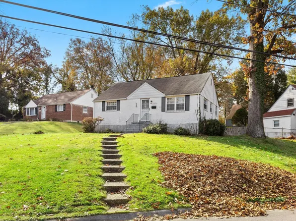 2826 Denley Pl, Silver Spring, MD 20906