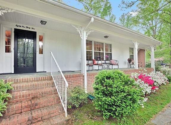 3rd image of 8135 Ammonett Dr