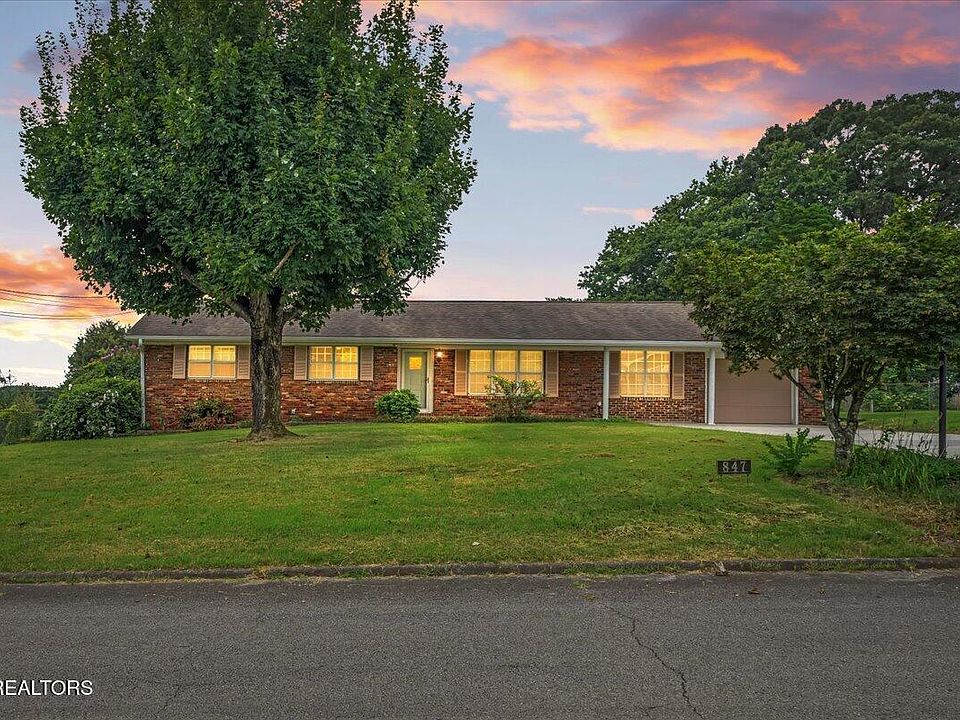 1st image of 847 Calloway Cir