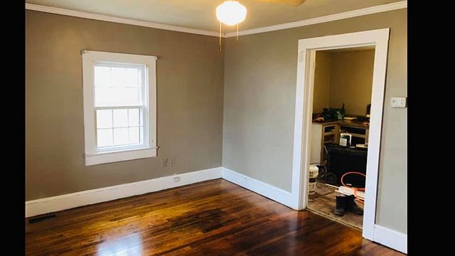 2nd image of 141 King St