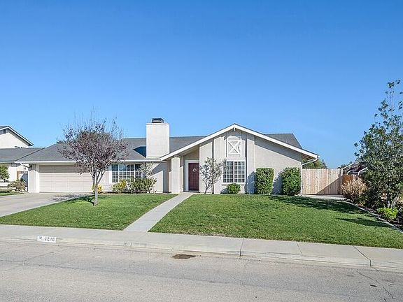 2nd image of 1218 Village Ct