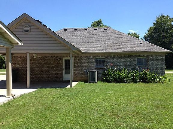 3rd image of 13802 Bohannon Ave