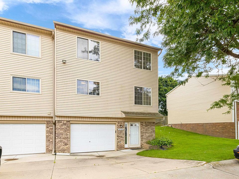 1st image of 37744 Charter Oaks Blvd
