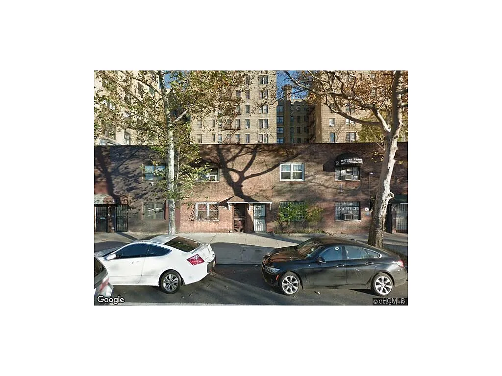 956 Gerard Ave photo 1