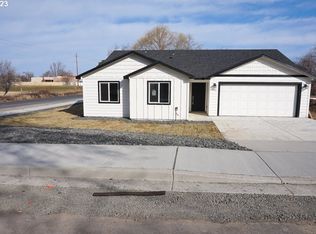 901 E Newport Ave, Hermiston, OR 97838