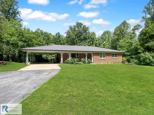 905 Luna Lake Rd, Danville, VA 24541