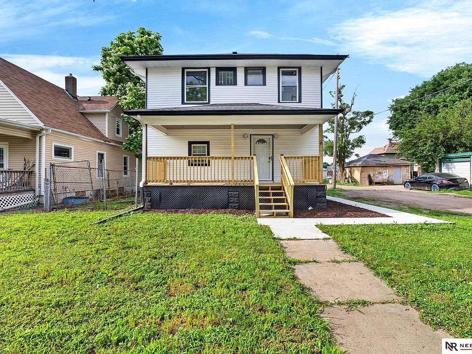 1st image of 1481 Emmet St
