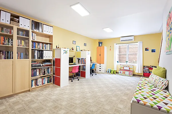 Sold by Corcoran | media 6