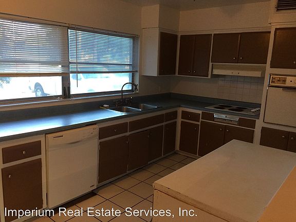 2nd image of 1433 Morrow Dr