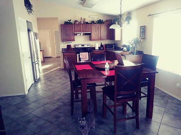 3rd image of 1701 S 65th Dr