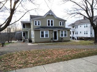 17 Main St #1, Sturbridge, MA 01566