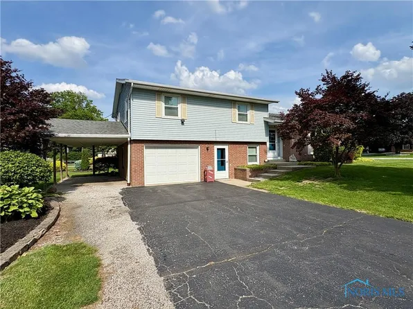 10 Pinewood Dr, Tiffin, OH 44883