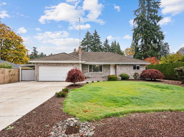 2780 NE Jackson School Rd