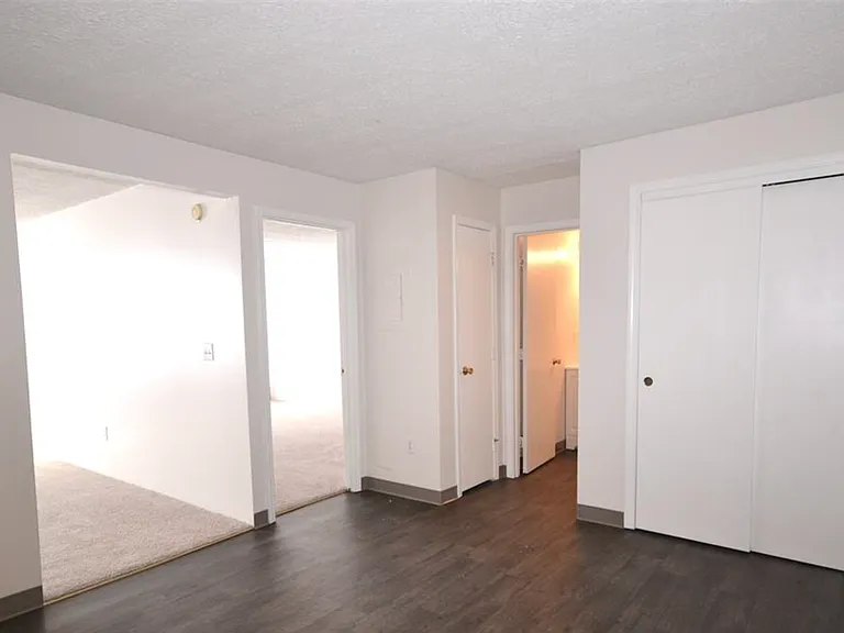 545 Calef Rd #1 — Photo 3