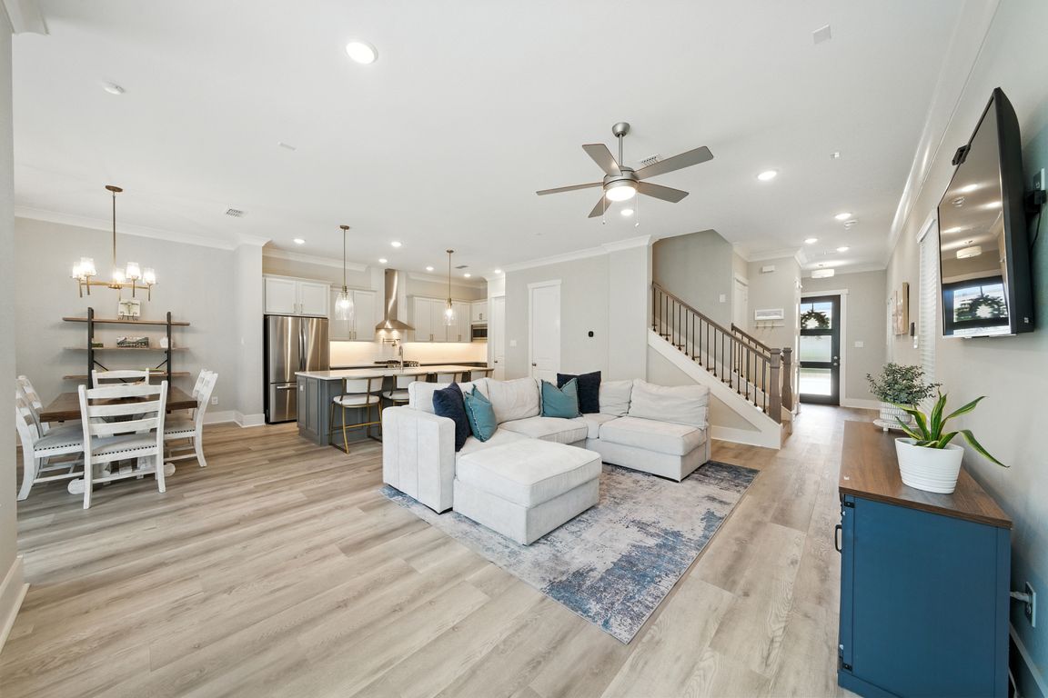 next background image