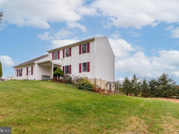 605 Maytown Rd, Elizabethtown, PA 17022