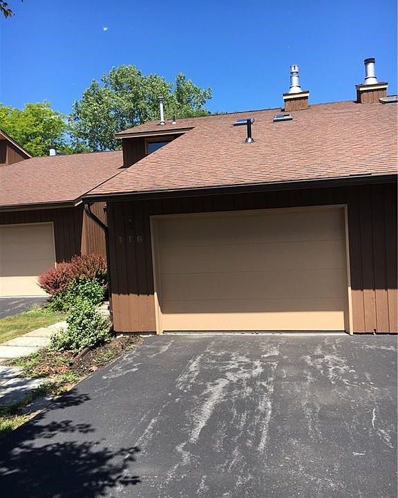 1st image of 116 Lancelot Ln #116