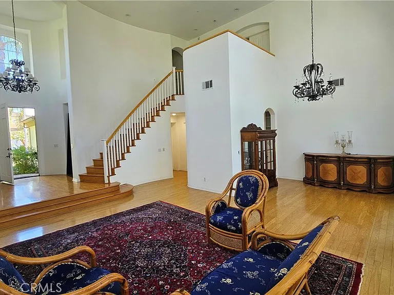 7317 Dunbarton Ave — Photo 4
