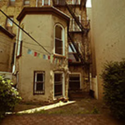 Rented by Gazal International Brokerage Group | media 35