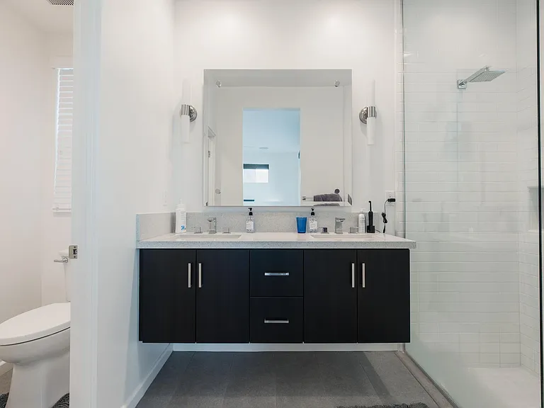 2707 Majestic Way — Photo 23