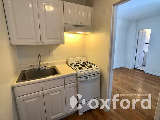 Rented by Oxford Property Group | media 15