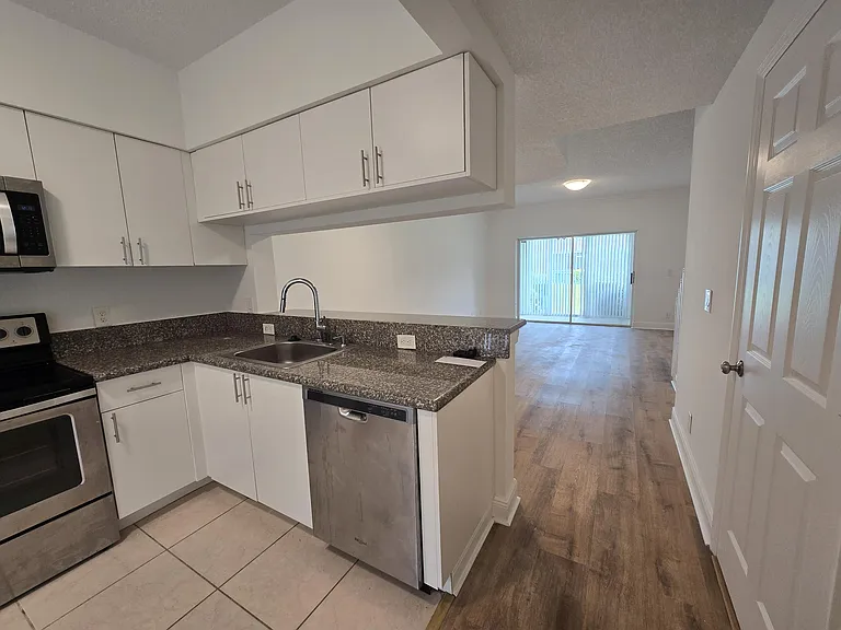 78 Simonton Cir — Photo 4
