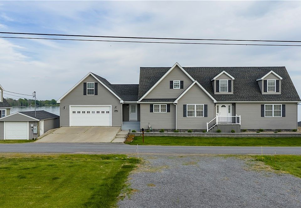 1st image of 28008 Stony Point Rd