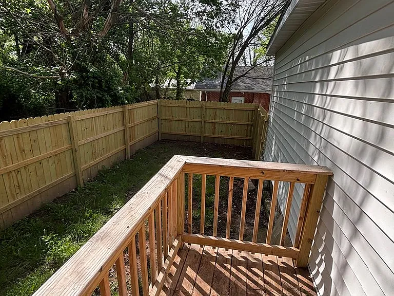 1636 N Sherman Ave — Photo 3