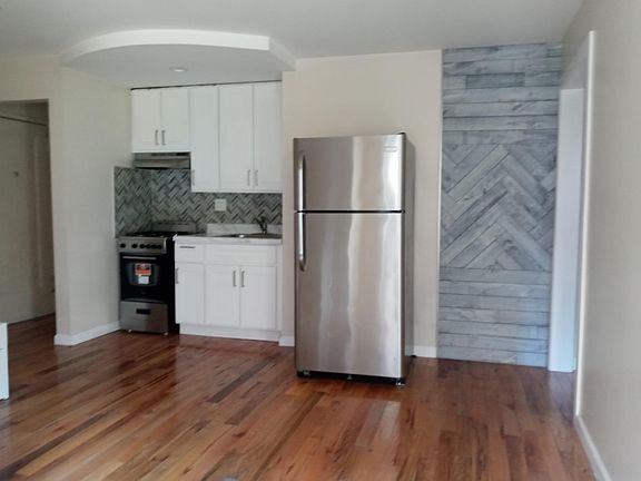 4th image of 91-32 195th St #1K