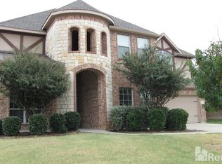 1602 Country Hills Dr, Midlothian, TX 76065
