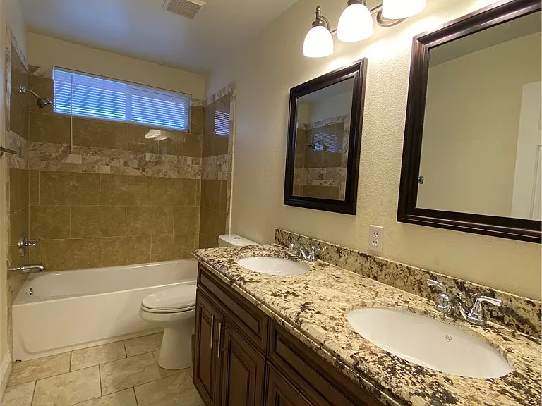 8111 Cimarron Meadows Way — Photo 17