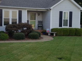 3451 Steele Rd, West Paducah, KY 42086