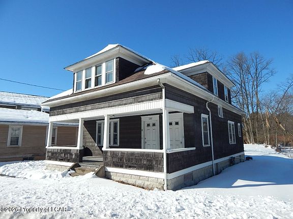 3rd image of 1000 Lower Demunds Rd