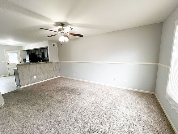 3rd image of 2291 McCormick Ln #C