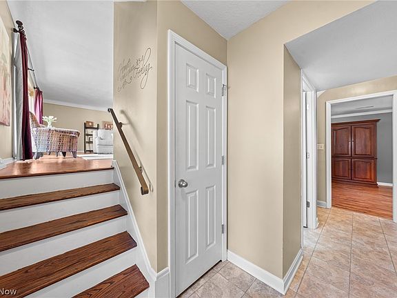 2nd image of 363 Park Dr