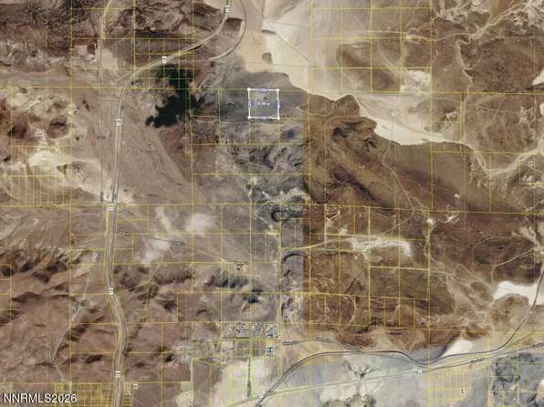 015-221 Five 5 15 25 Nw4 NE #4, Silver Springs, NV 89429