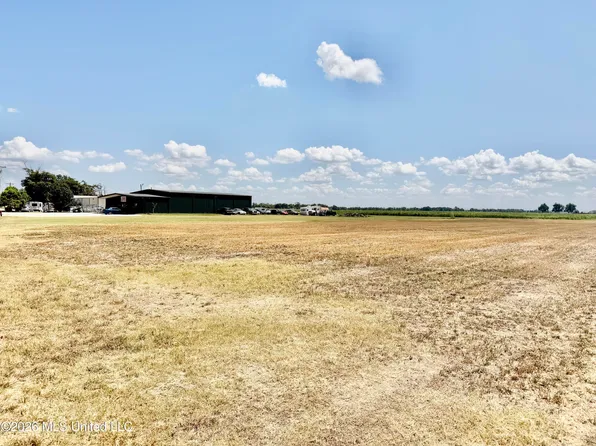 Highway 8, Cleveland, MS 38732