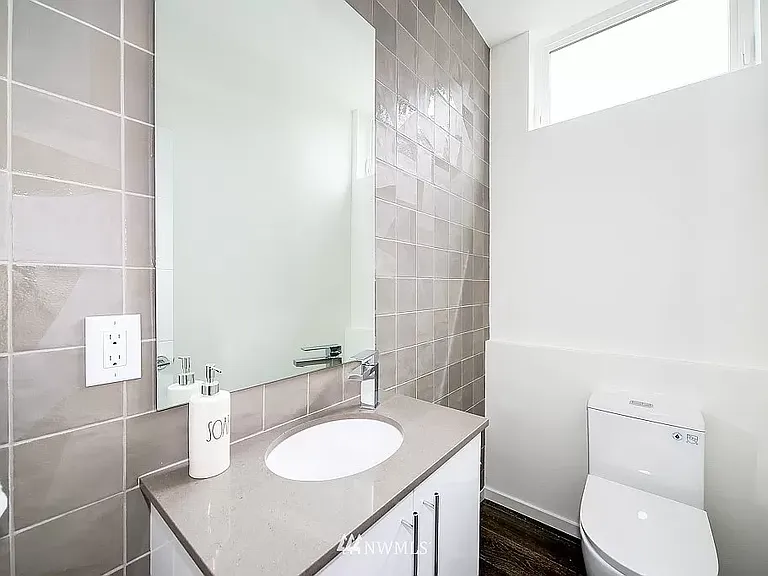 9250B 17th Ave SW — Photo 15