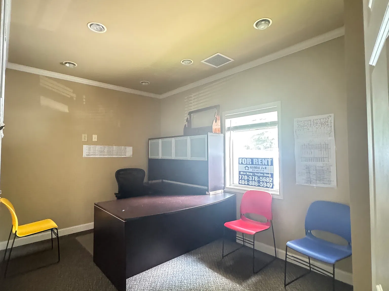 4 bed, 1100 sqft, $1,700 — Photo 3