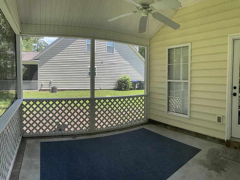 383 Springview Ln — Photo 17
